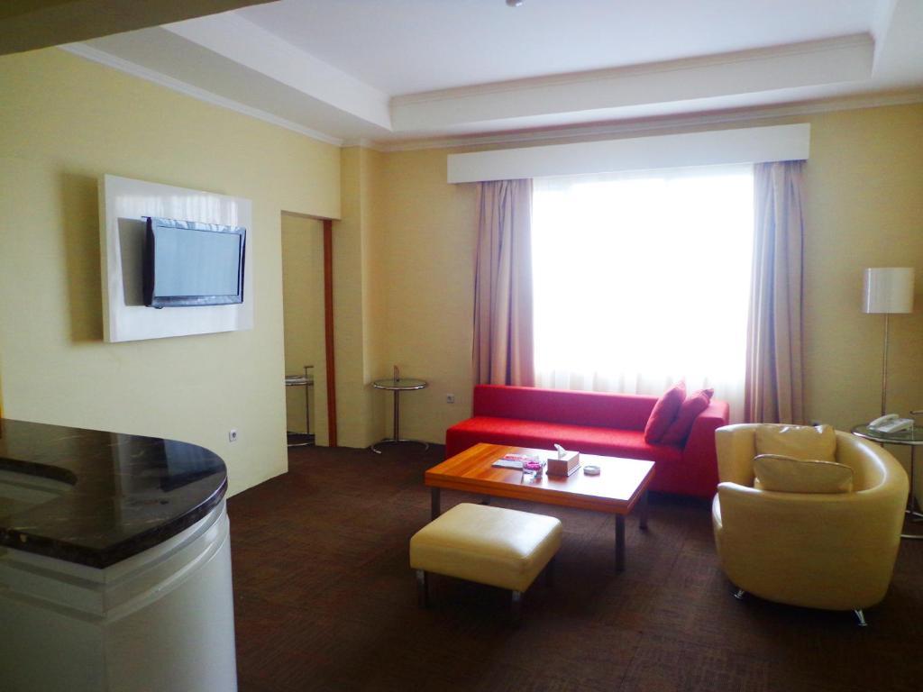 Sapadia Hotel Siantar Pematang Siantar Exterior foto